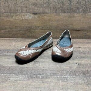 Privo by Clarks Brown Leather Flats Women's Size 10